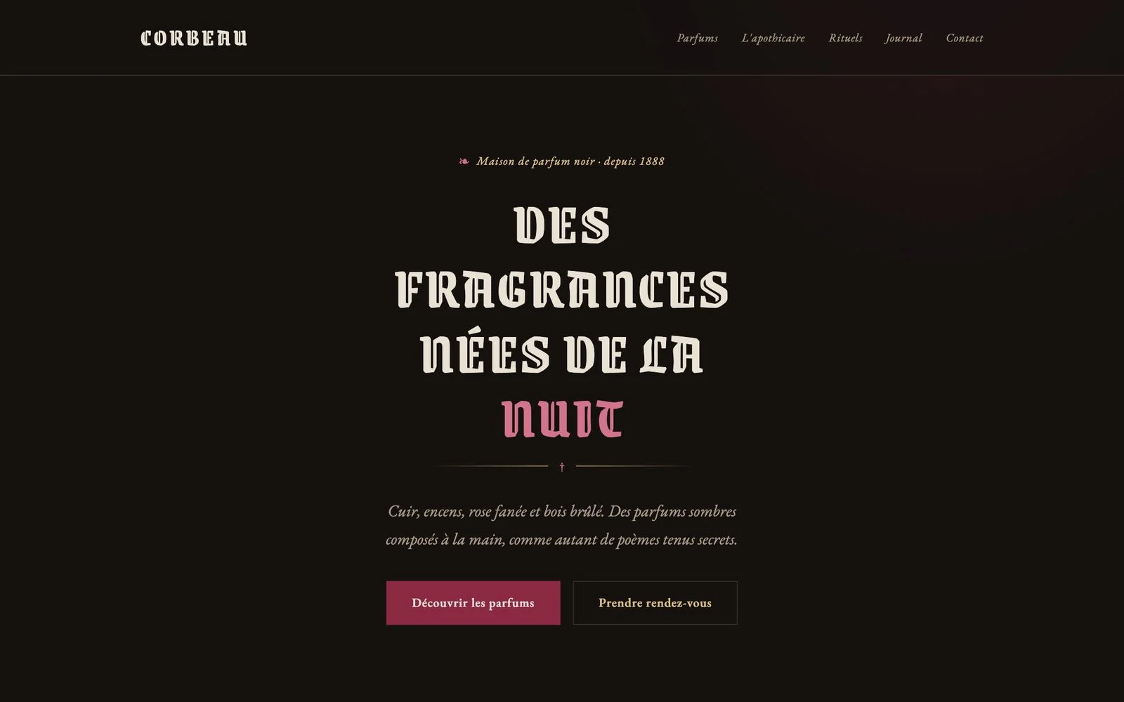 Gothic — Romantique noir et ornements